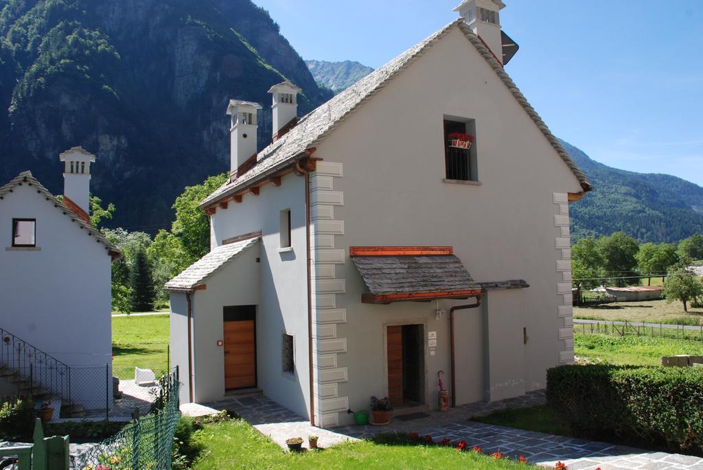 Il Borgo Antico Apartment Cadarese Luaran gambar